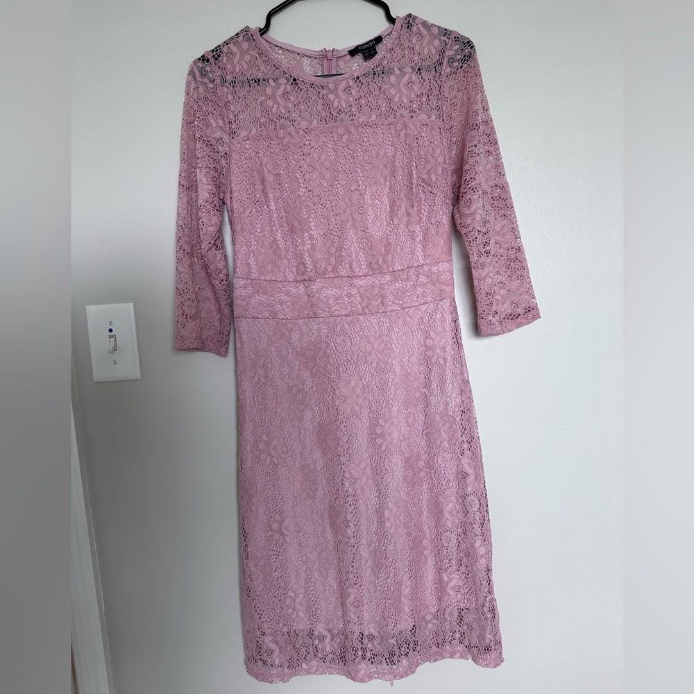 Elegant Pink Lace Dress